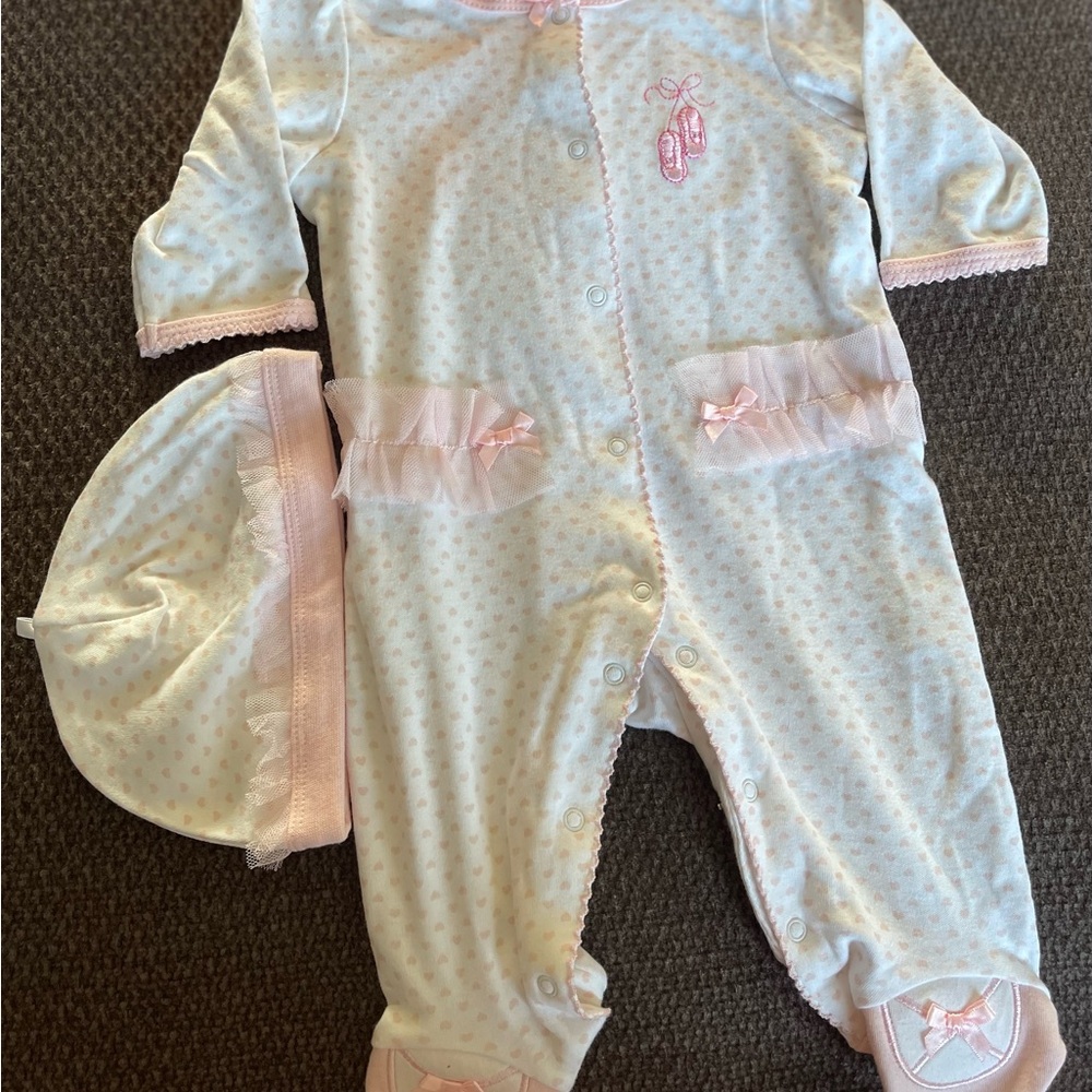 Little Me Prima Ballerina 🩰 Footie & Hat Set 🩷 EUC